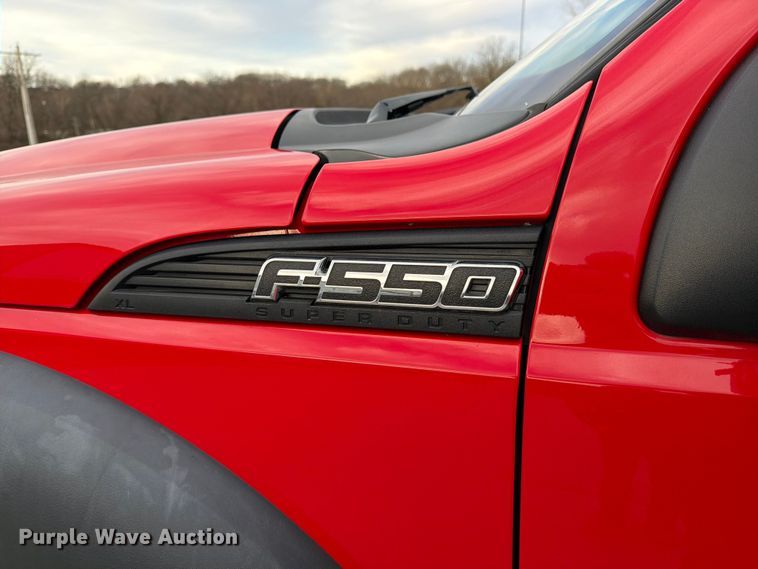 image for item DX5931 2016 Ford F-550 hook lift truck