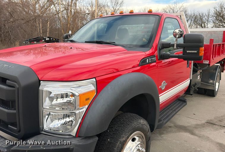 image for item DX5931 2016 Ford F-550 hook lift truck