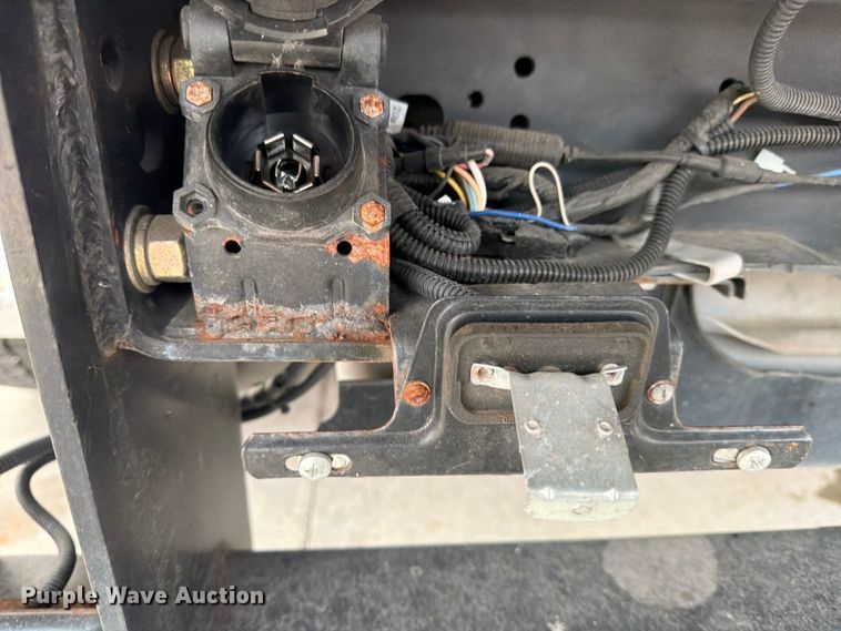 image for item DX5931 2016 Ford F-550 hook lift truck