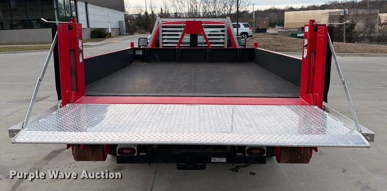 image for item DX5931 2016 Ford F-550 hook lift truck