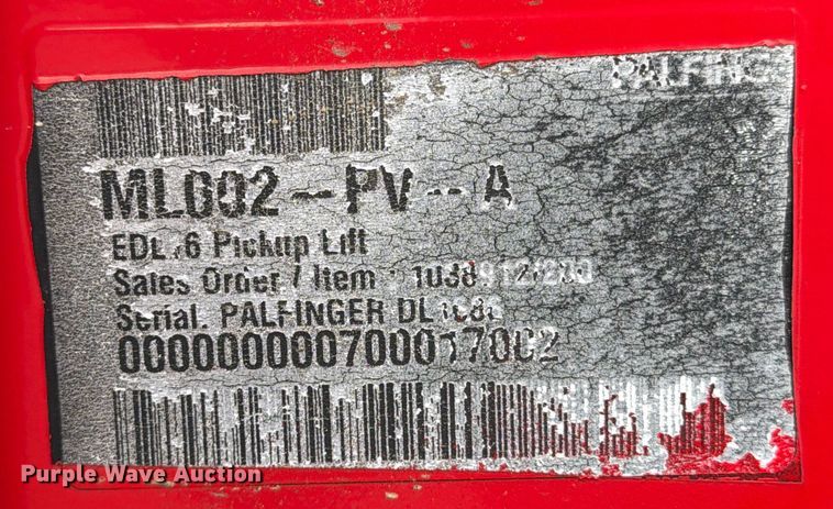 image for item DX5931 2016 Ford F-550 hook lift truck