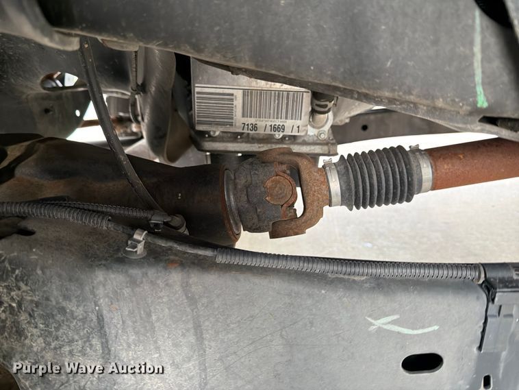 image for item DX5931 2016 Ford F-550 hook lift truck