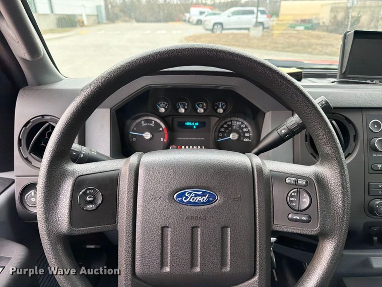 image for item DX5931 2016 Ford F-550 hook lift truck