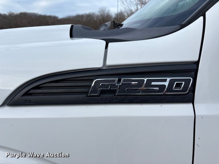 image for item DX5932 2013 Ford F250 utility bed pickup truck