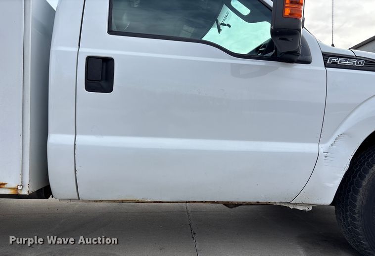 image for item DX5932 2013 Ford F250 utility bed pickup truck