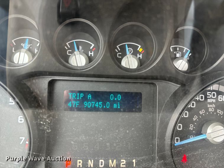 image for item DX5932 2013 Ford F250 utility bed pickup truck