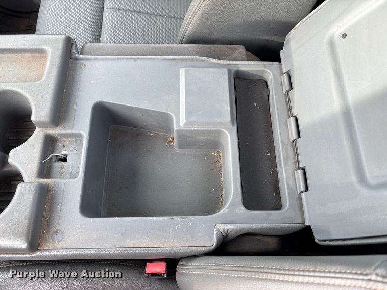 image for item DX5932 2013 Ford F250 utility bed pickup truck