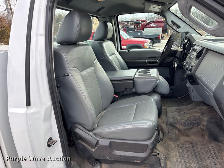 image for item DX5932 2013 Ford F250 utility bed pickup truck