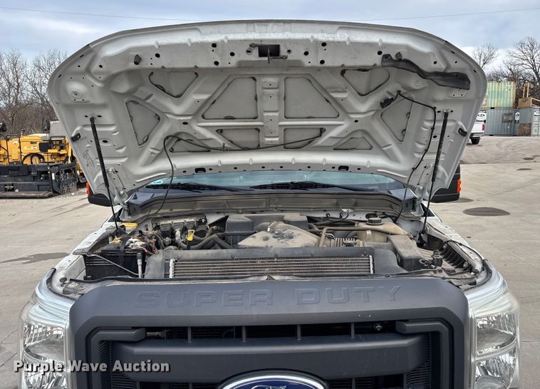 image for item DX5932 2013 Ford F250 utility bed pickup truck