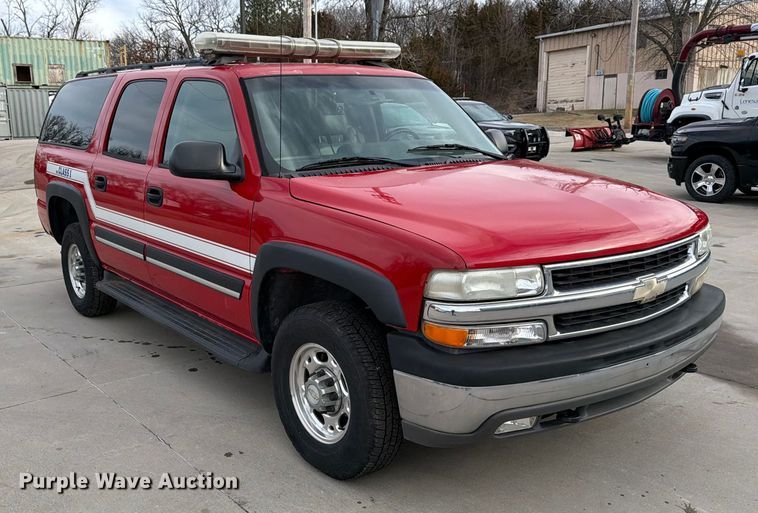 image for item DX5933 2005 Chevrolet Suburban 2500 SUV