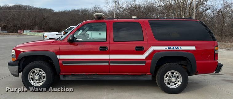 image for item DX5933 2005 Chevrolet Suburban 2500 SUV