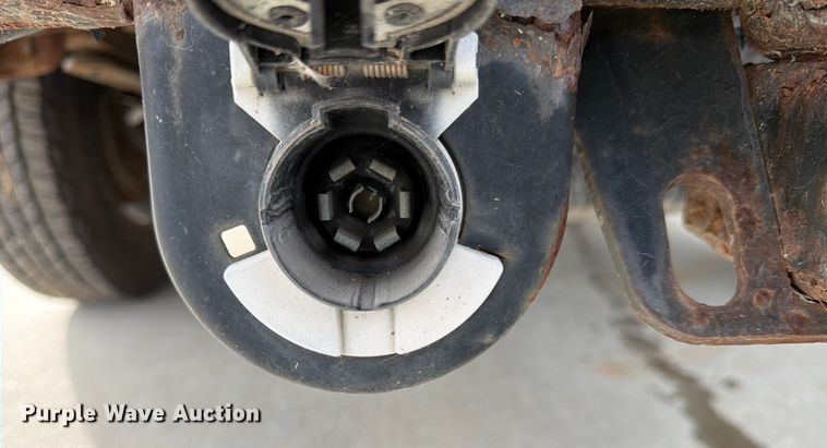 image for item DX5933 2005 Chevrolet Suburban 2500 SUV