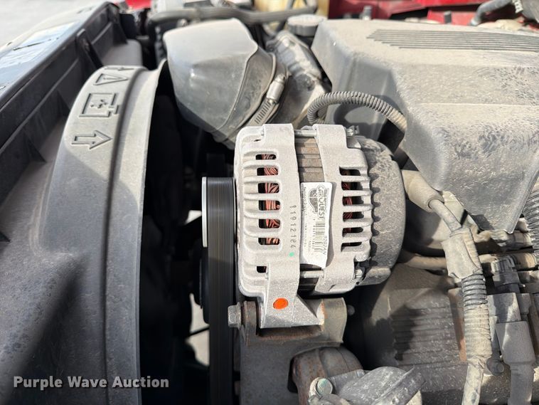 image for item DX5933 2005 Chevrolet Suburban 2500 SUV