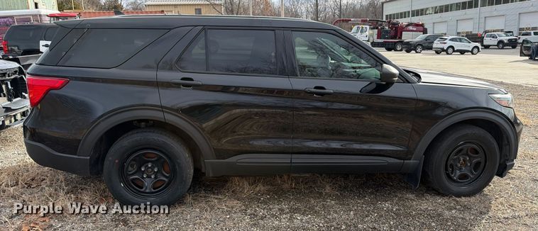 image for item DX5934 2020 Ford Explorer Police Interceptor SUV