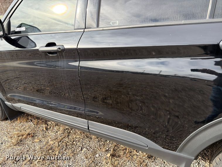 image for item DX5934 2020 Ford Explorer Police Interceptor SUV