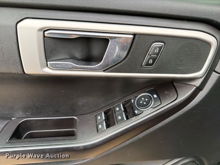 image for item DX5934 2020 Ford Explorer Police Interceptor SUV