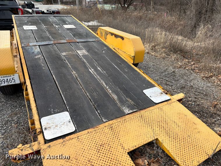 image for item DX5935 2014 Sure-Trac tilt deck utility trailer