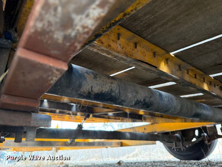 image for item DX5935 2014 Sure-Trac tilt deck utility trailer