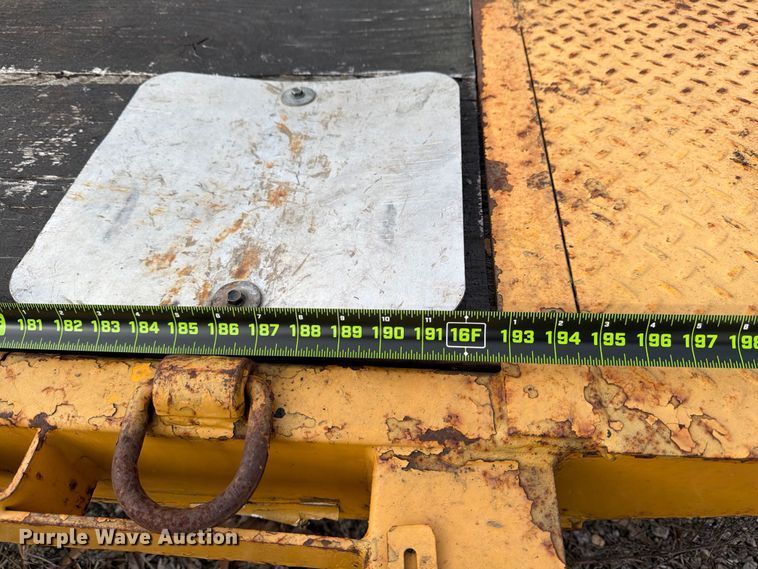 image for item DX5935 2014 Sure-Trac tilt deck utility trailer