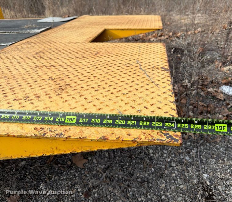 image for item DX5935 2014 Sure-Trac tilt deck utility trailer