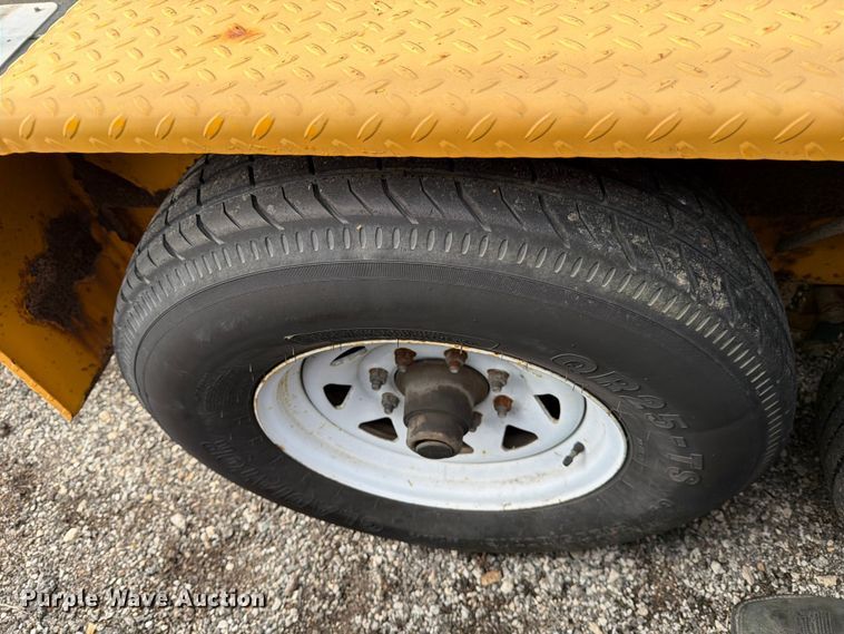 image for item DX5935 2014 Sure-Trac tilt deck utility trailer