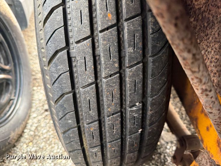 image for item DX5935 2014 Sure-Trac tilt deck utility trailer