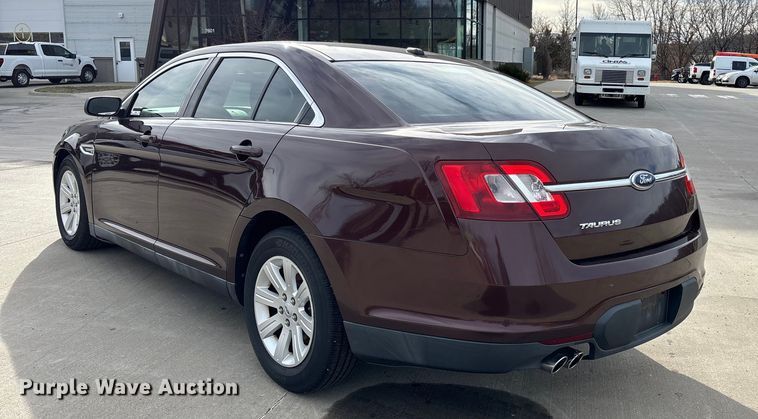 image for item DX5936 2010 Ford Taurus 