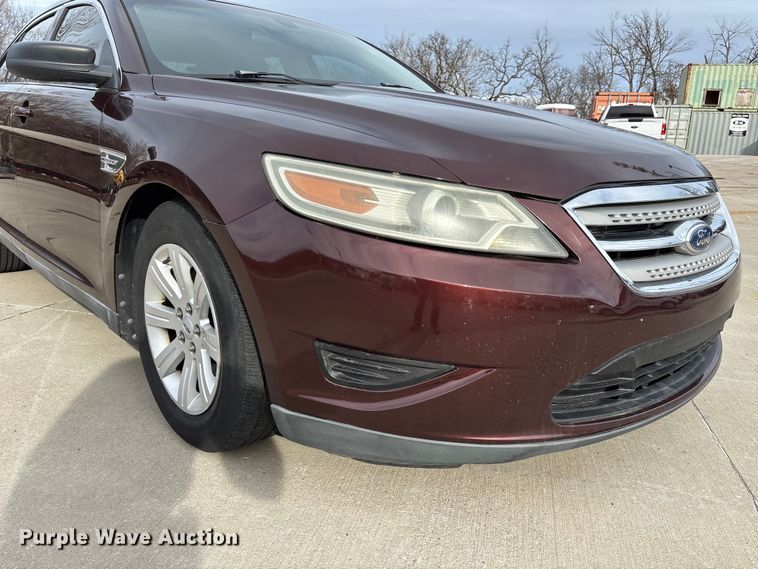 image for item DX5936 2010 Ford Taurus 