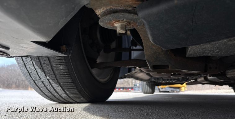 image for item DX5936 2010 Ford Taurus 