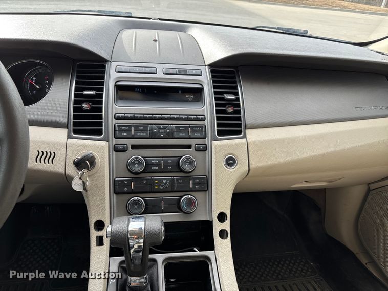 image for item DX5936 2010 Ford Taurus 