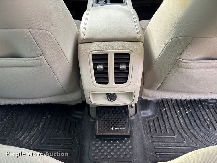 image for item DX5936 2010 Ford Taurus 