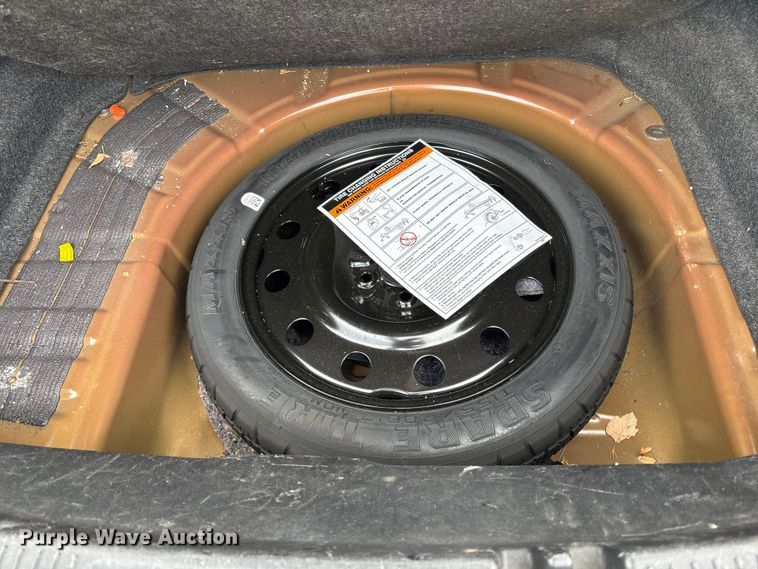 image for item DX5936 2010 Ford Taurus 