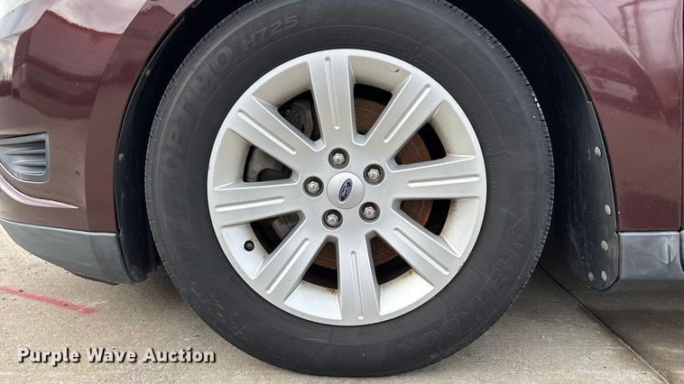 image for item DX5936 2010 Ford Taurus 