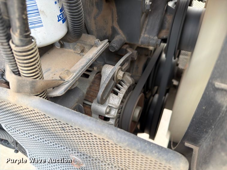 image for item DX5938 Kubota M6040F tractor