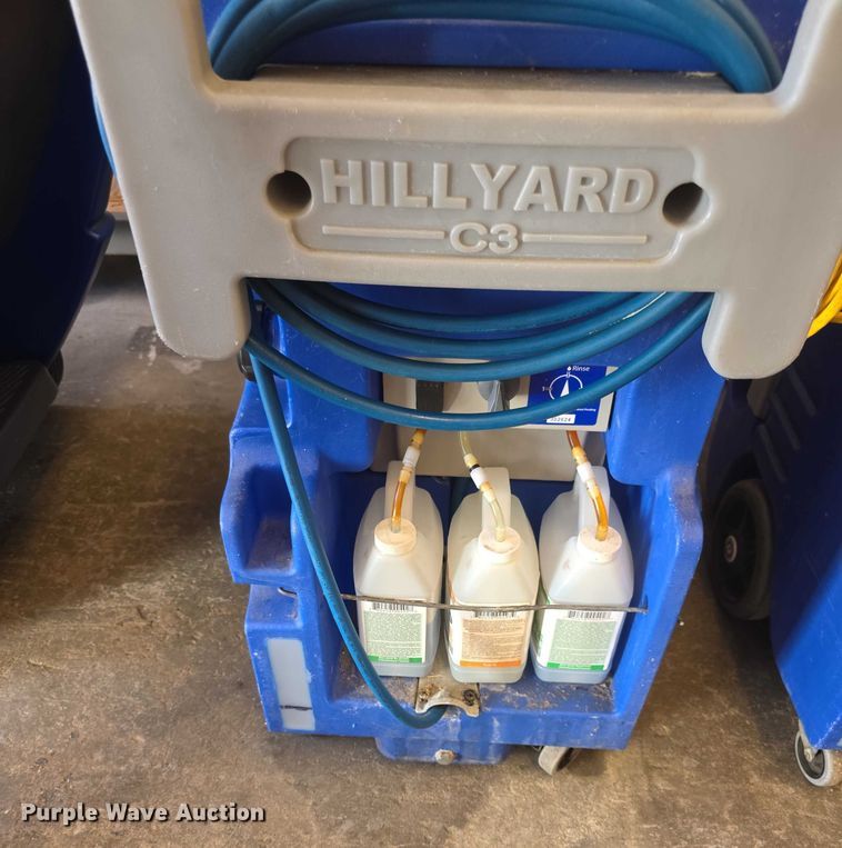 image for item DZ3729 (4) Hillyard C3 cleaning carts
