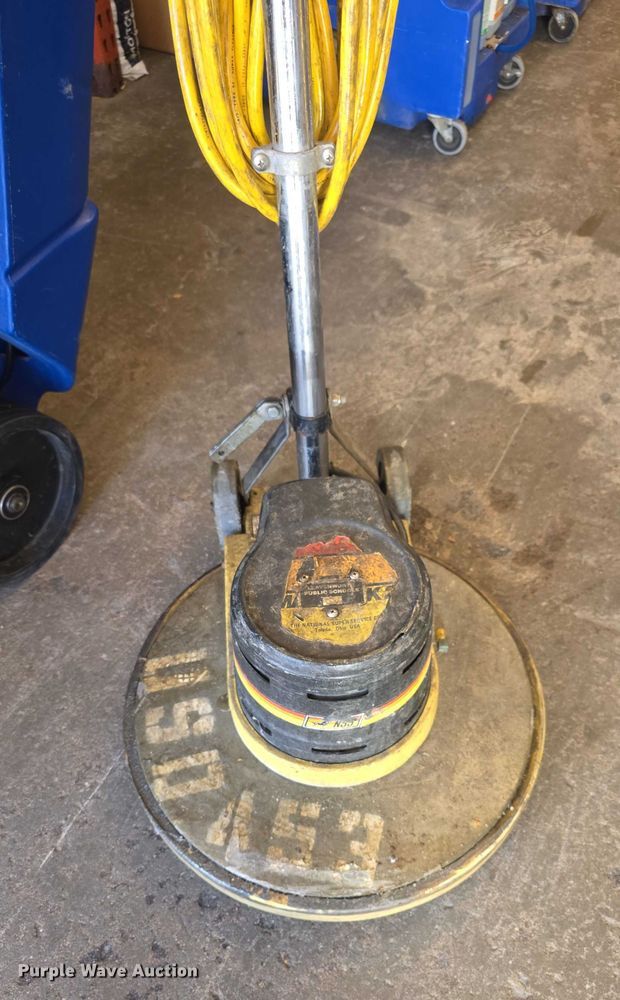 image for item DZ3730 (4) floor buffers