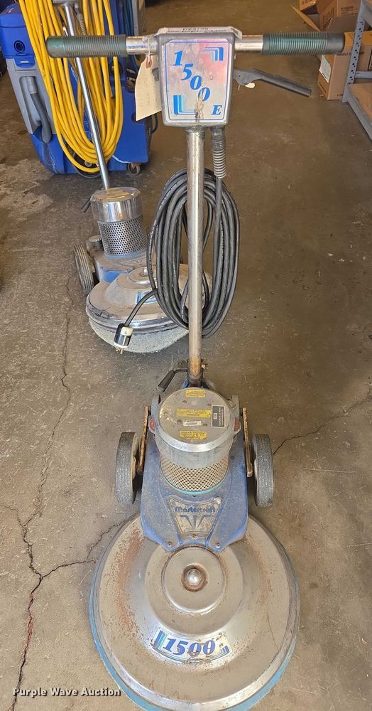 image for item DZ3730 (4) floor buffers