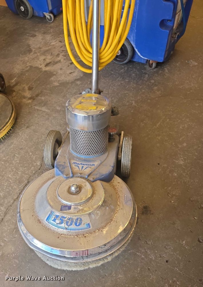 image for item DZ3730 (4) floor buffers