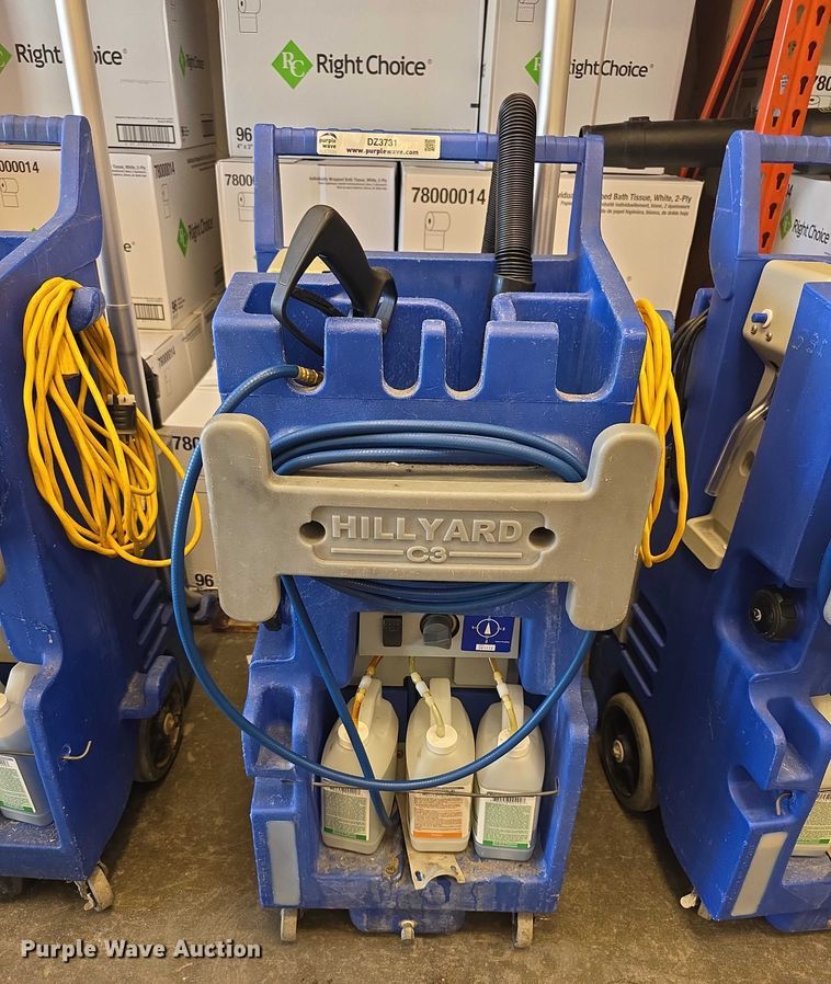image for item DZ3731 (4) Hillyard C3 cleaning carts