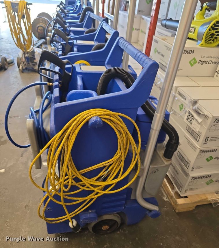 image for item DZ3731 (4) Hillyard C3 cleaning carts