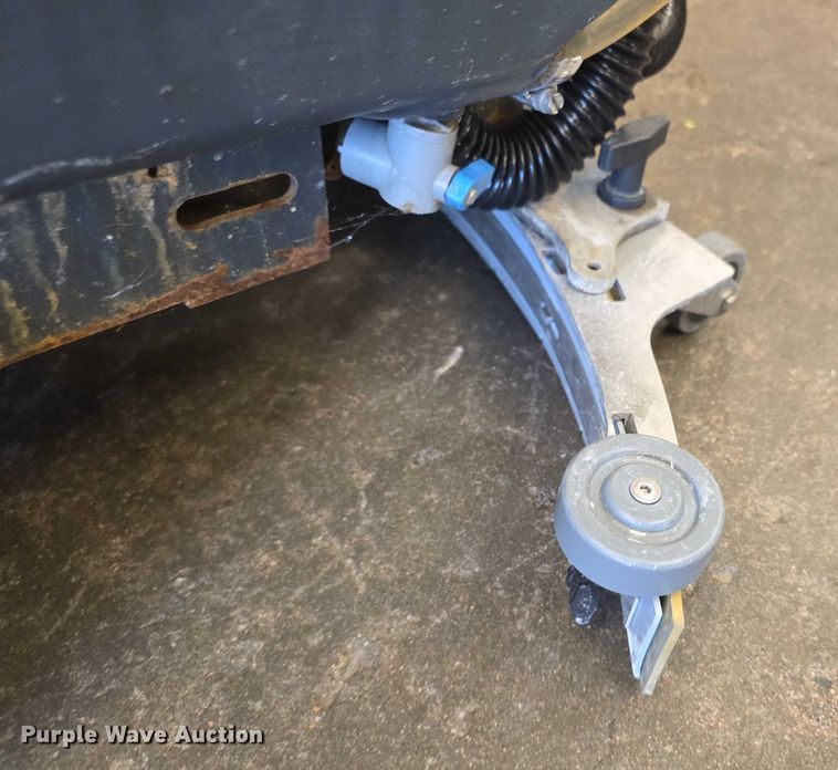 image for item DZ3732 Advance Affinity 20R ecoflex floor scrubber