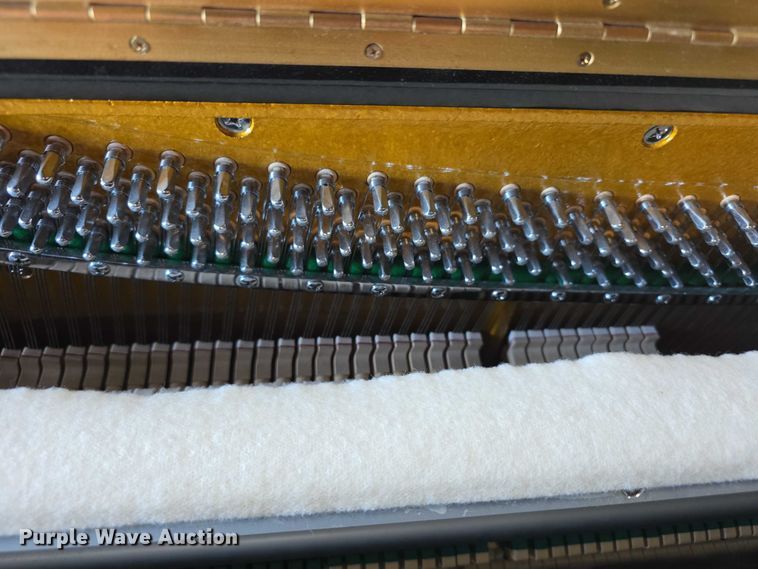 image for item DZ3739 Baldwin piano