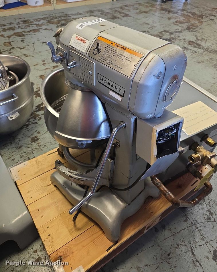 image for item DZ3748 Hobart A200 mixer