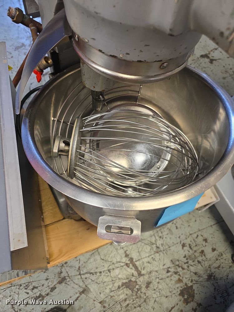 image for item DZ3748 Hobart A200 mixer