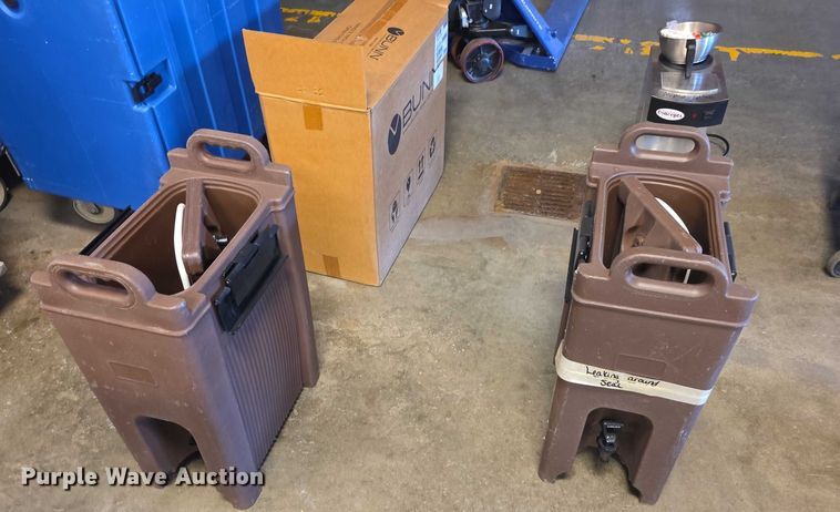 image for item DZ3749 Restaurant equipment