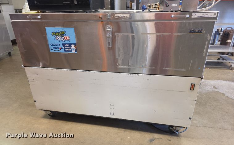 image for item DZ3751 (2) coolers