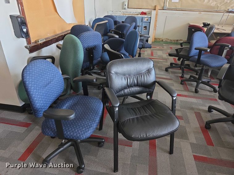 image for item DZ3755 Approximately 38 office chairs