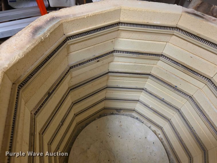 image for item DZ3759 L&L J230VHD kiln