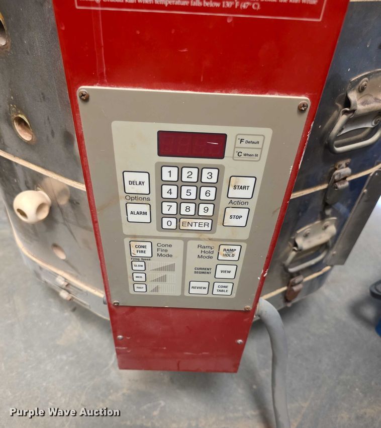 image for item DZ3760 Skutt automatic km1227 kiln