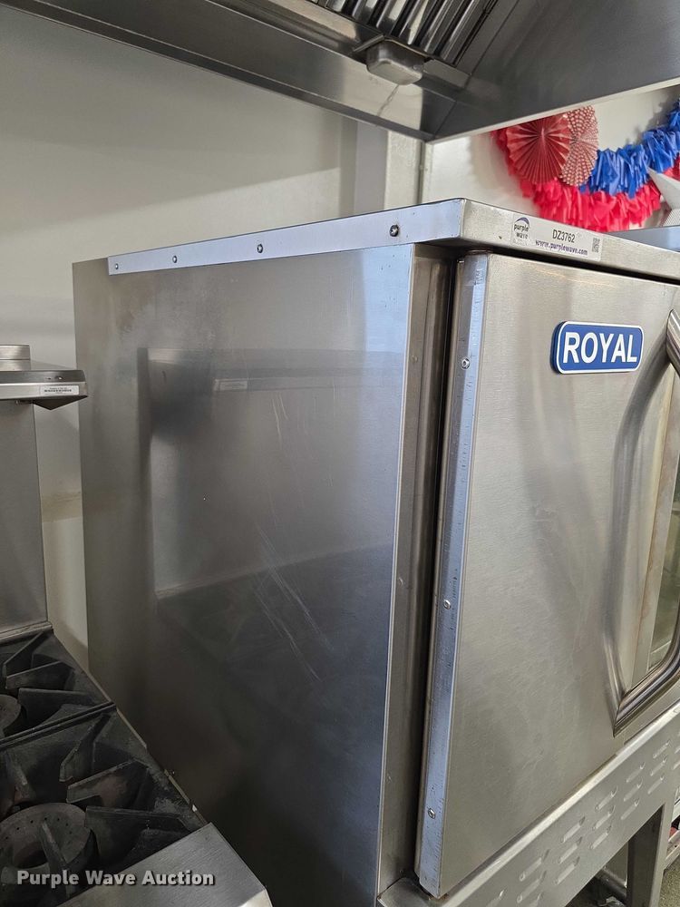 image for item DZ3762 Royal RCOS1 conventional oven